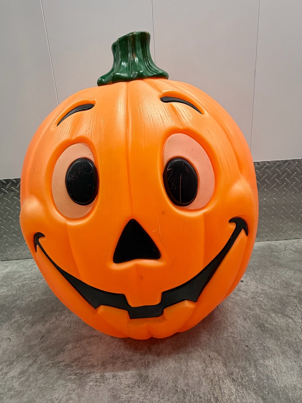 1997 Pumpkin Jack o Lantern - Halloween Blow Mold - Grand Venture 24".